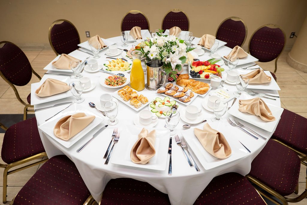 000_6931 - Gladstones Caterer